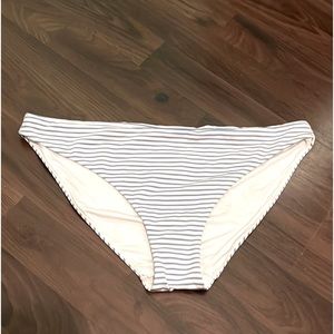 H&M white and purple bikini bottoms